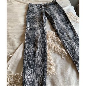 Zara Snake Print Jeans - Size 4